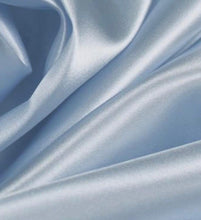 Load image into Gallery viewer, Top Clasico en Seda con botones forrados