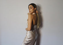 Load image into Gallery viewer, Vestido de Seda, Sirena