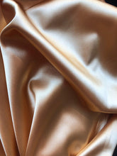 Load image into Gallery viewer, Vestido de Seda, Sirena
