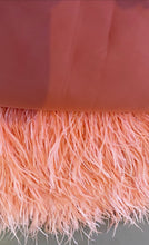 Load image into Gallery viewer, Saco crop plumas premium