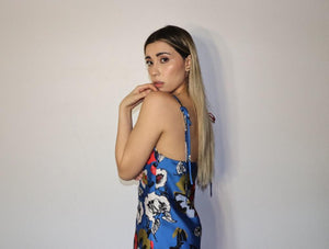 Vestido clásico de seda